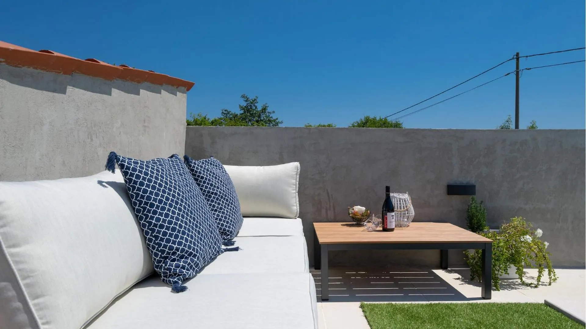 Beautiful Home In Mali Vareski With Wifi Holiday home