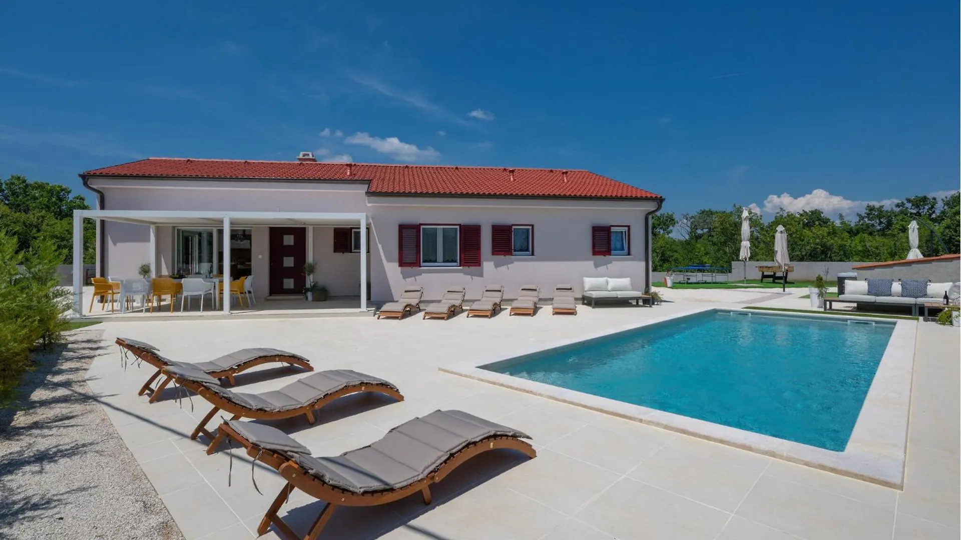 Beautiful Home In Mali Vareski With Wifi